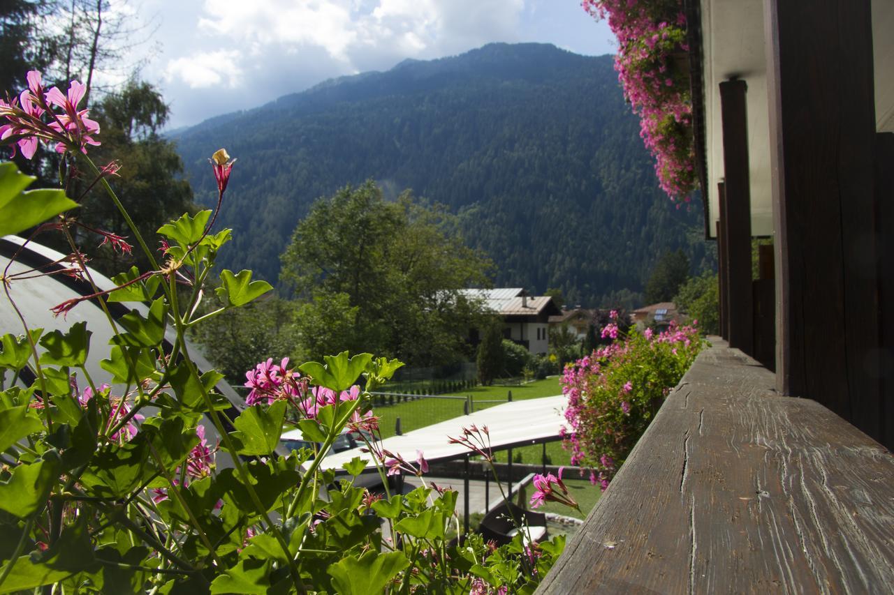 Hotel Lory Pinzolo Zewnętrze zdjęcie