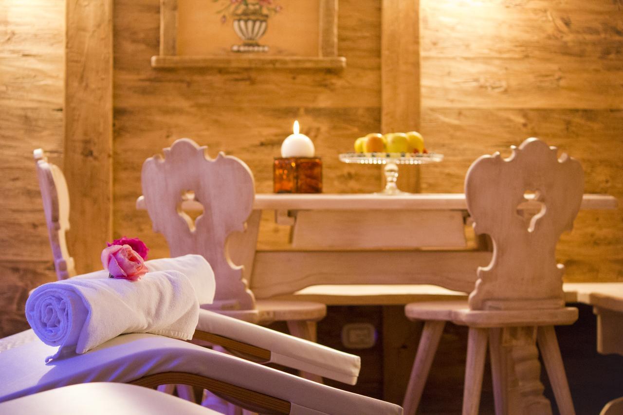 Hotel Lory Pinzolo Zewnętrze zdjęcie